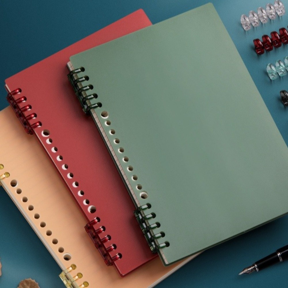 Blank Sheet Music Notebook - Carnet à spirales A5/B5 durable, couleur